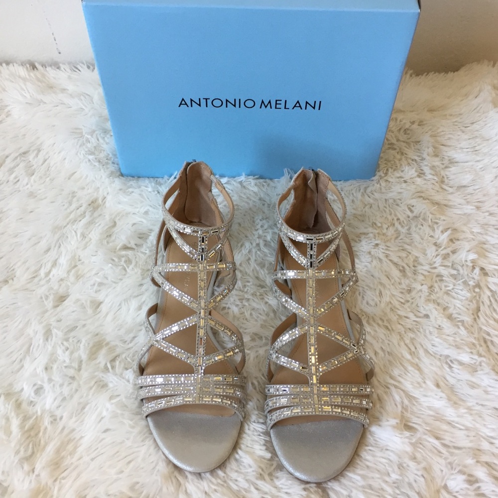 Antonio Melanie Eliston Flats